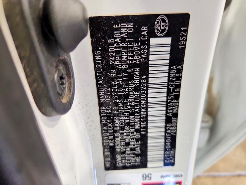 63911916 :رقم المزاد ، 4T1C11BKXMU032284 vin ، 2021 Toyota Camry مزاد بيع