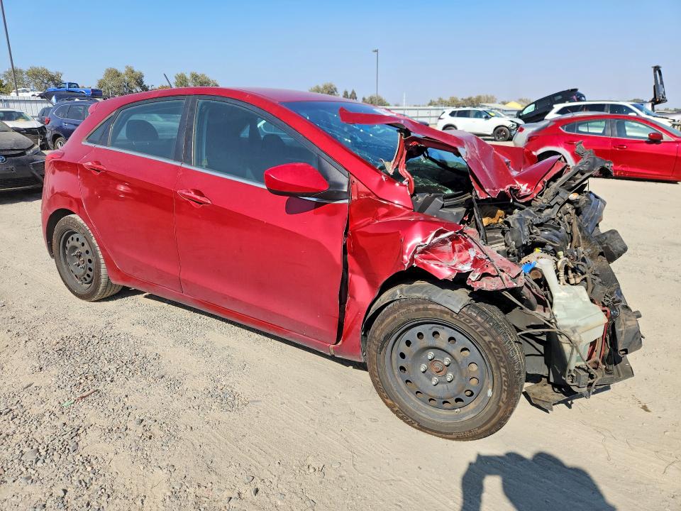 67568656 :رقم المزاد ، KMHD35LH4HU353574 vin ، 2017 Hyundai Elantra Gt مزاد بيع