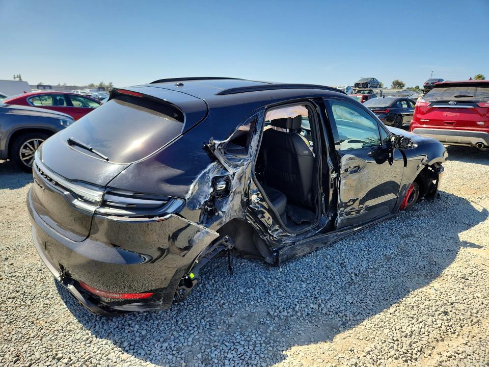 Продажа на аукционе авто 2021 Porsche Macan, vin: WP1AG2A50MLB51185, номер лота: 64496636
