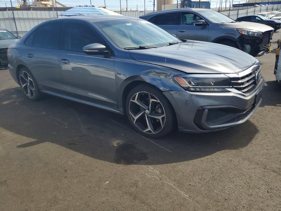 67193526 :رقم المزاد ، 1VWMA7A38LC017550 vin ، 2020 Volkswagen Passat مزاد بيع
