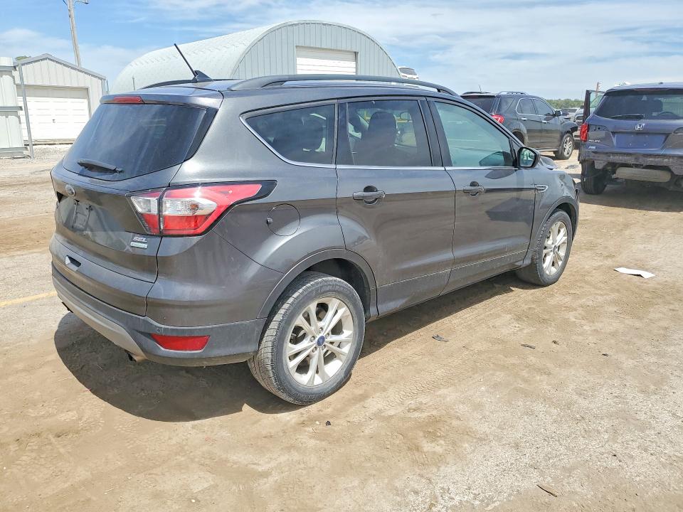 Продаж на аукціоні авто 2018 Ford Escape, vin: 1FMCU0HD5JUA71709, номер лоту: 65657276