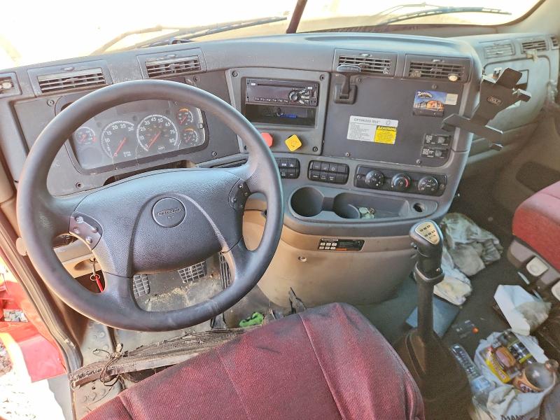 65360756 :رقم المزاد ، 3AKJGLDR8JSJE9338 vin ، 2018 Freightliner Cascadia 125 مزاد بيع