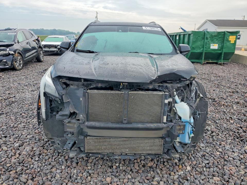 61186076 :رقم المزاد ، 1GYFZFR45KF100419 vin ، 2019 Cadillac Xt4 مزاد بيع