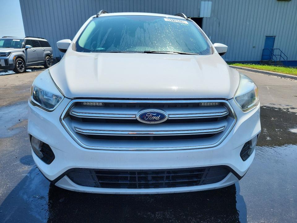 Продажа на аукционе авто 2018 Ford Escape, vin: 1FMCU9GD6JUB19711, номер лота: 67930006