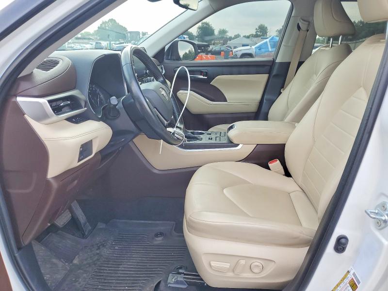 Продаж на аукціоні авто 2021 Toyota Highlander, vin: 5TDGZRBHXMS531687, номер лоту: 63328586