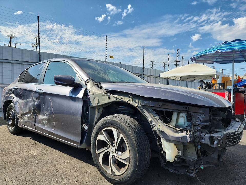 2016 Honda Accord მანქანა იყიდება აუქციონზე, vin: 1HGCR2F35GA236617, აუქციონის ნომერი: 64430196