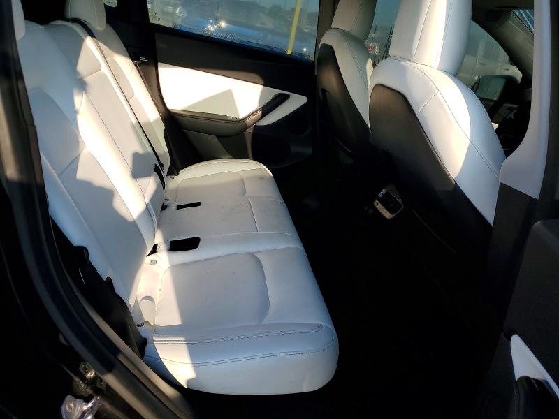 2021 Tesla Model Y მანქანა იყიდება აუქციონზე, vin: 5YJYGDEE6MF120323, აუქციონის ნომერი: 63945986