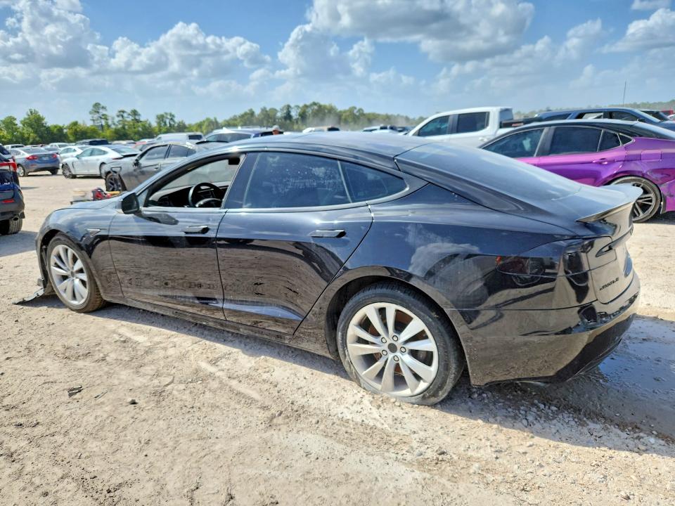 Продажа на аукционе авто 2016 Tesla Model S, vin: 5YJSA1E10GF144320, номер лота: 64678576