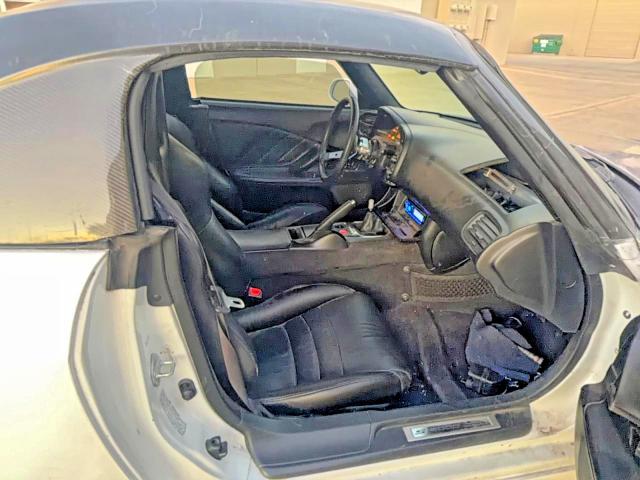 61647296 :رقم المزاد ، JHMAP114X1T007592 vin ، 2001 Honda S2000 مزاد بيع