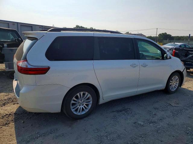 Aukcja sprzedaży 2015 Toyota Sienna, vin: 5TDYK3DC7FS561157, numer aukcji: 63838346