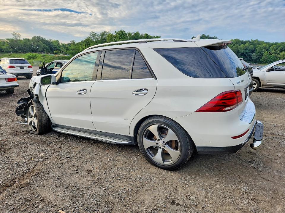 Продаж на аукціоні авто 2017 Mercedes-benz Gle, vin: 4JGDA5HB6HA832476, номер лоту: 63884926