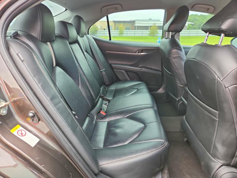 Продаж на аукціоні авто 2018 Toyota Camry, vin: 4T1B11HK6JU574237, номер лоту: 63441176