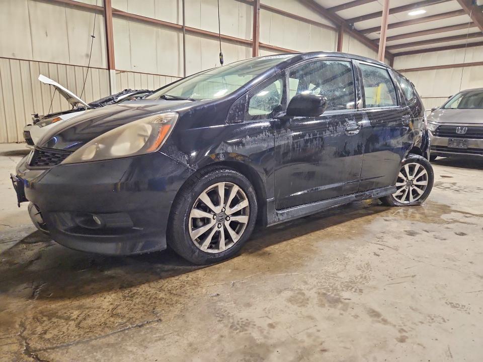 64820576 :رقم المزاد ، JHMGE8H52DC072819 vin ، 2013 Honda Fit مزاد بيع