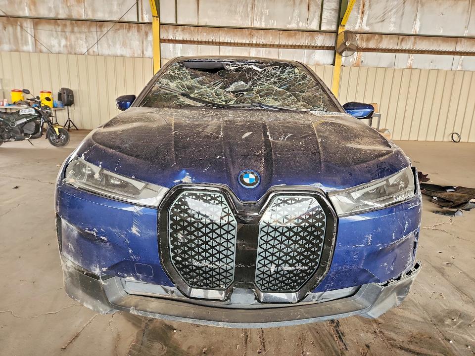 2022 Bmw Ix მანქანა იყიდება აუქციონზე, vin: WB523CF03NCK54750, აუქციონის ნომერი: 63582036
