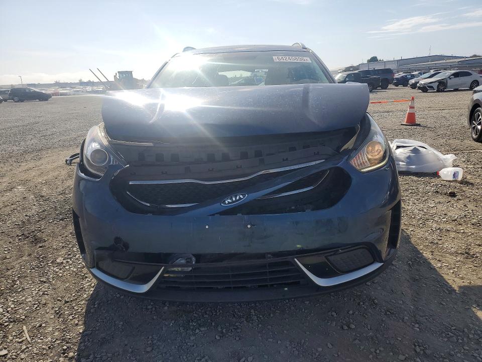 Продажа на аукционе авто 2018 Kia Niro, vin: KNDCB3LC7J5206614, номер лота: 64245896