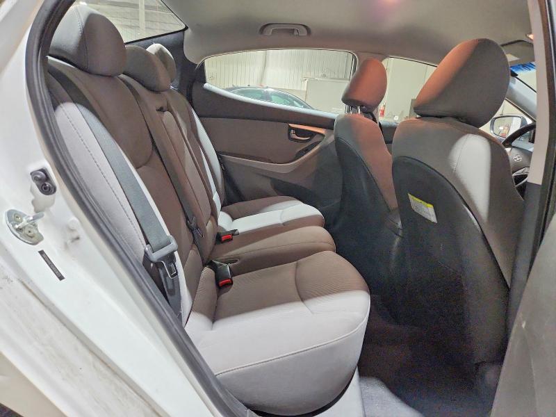 2016 Hyundai Elantra მანქანა იყიდება აუქციონზე, vin: 5NPDH4AE1GH693623, აუქციონის ნომერი: 64433176