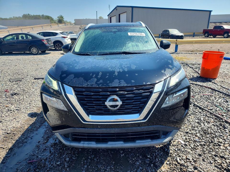 65296786 :رقم المزاد ، 5N1BT3BA5PC781299 vin ، 2023 Nissan Rogue مزاد بيع