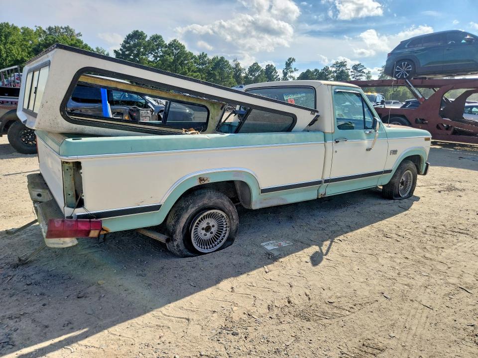 Продажа на аукционе авто 1982 Ford F100, vin: 1FTCF10E2CNA55585, номер лота: 63907346