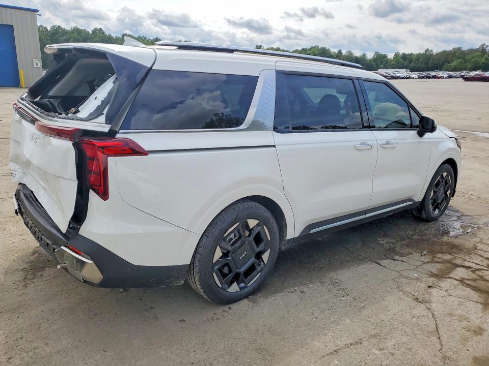 2026 Kia Carnival მანქანა იყიდება აუქციონზე, vin: KNDNE5K31T6561613, აუქციონის ნომერი: 65018106