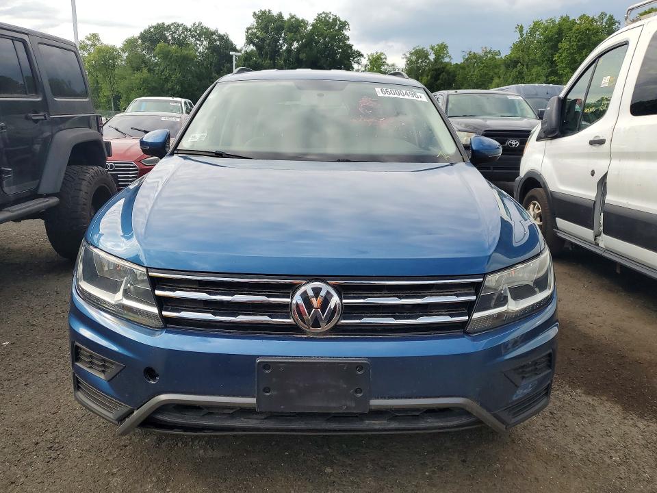 Продажа на аукционе авто 2020 Volkswagen Tiguan, vin: 3VV1B7AX4LM167418, номер лота: 66000496