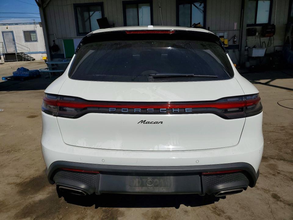 2024 Porsche Macan მანქანა იყიდება აუქციონზე, vin: WP1AA2A53RLB04497, აუქციონის ნომერი: 66133496