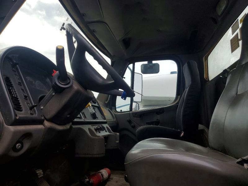Продаж на аукціоні авто 2007 Freightliner M2, vin: 1FVACXCS37HX22628, номер лоту: 65300656