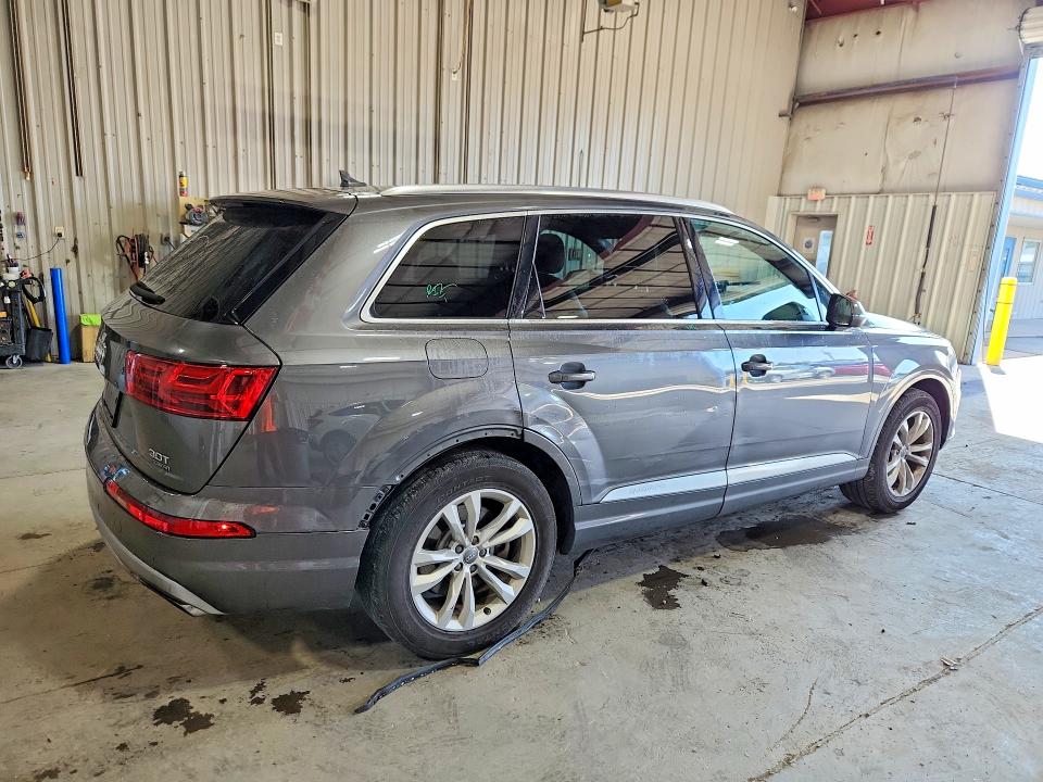 Продажа на аукционе авто 2018 Audi Q7, vin: WA1LAAF70JD042404, номер лота: 64307756