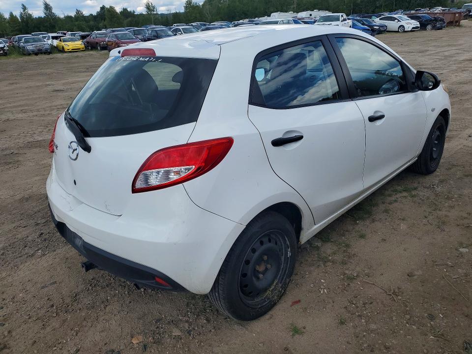 64629836 :رقم المزاد ، JM1DE1HY0B0108687 vin ، 2011 Mazda Mazda2 مزاد بيع