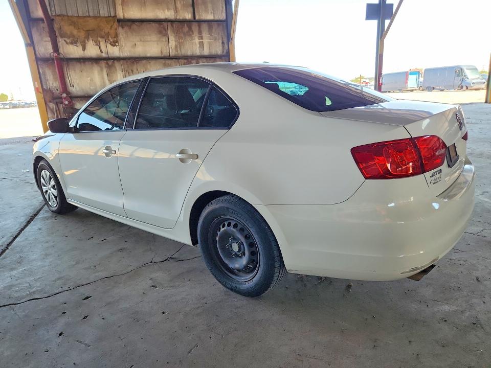 64798926 :رقم المزاد ، 3VW2K7AJ3DM380776 vin ، 2013 Volkswagen Jetta مزاد بيع