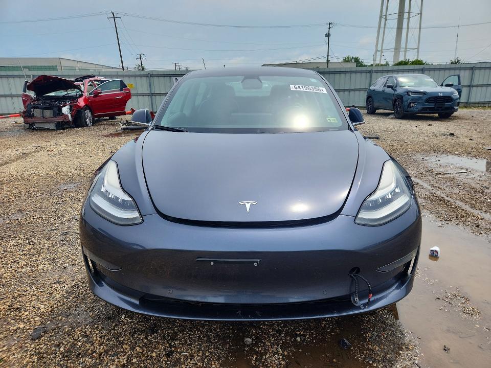 64196356 :رقم المزاد ، 5YJ3E1EA6KF482516 vin ، 2019 Tesla Model 3 مزاد بيع