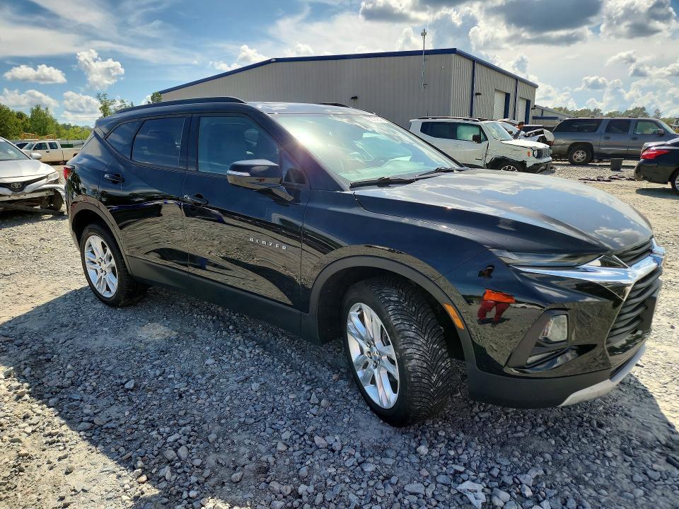2022 Chevrolet Blazer მანქანა იყიდება აუქციონზე, vin: 3GNKBDRS1NS158112, აუქციონის ნომერი: 63774846
