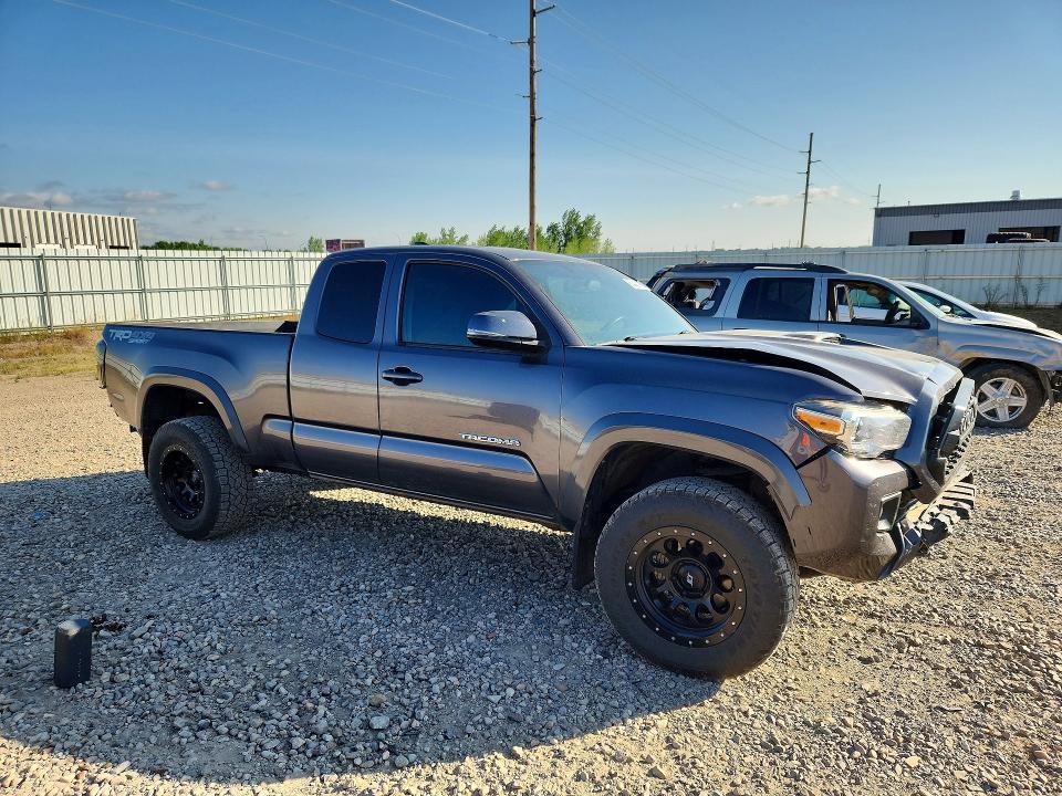 Продажа на аукционе авто 2016 Toyota Tacoma, vin: 5TFSZ5AN6GX043815, номер лота: 66442196