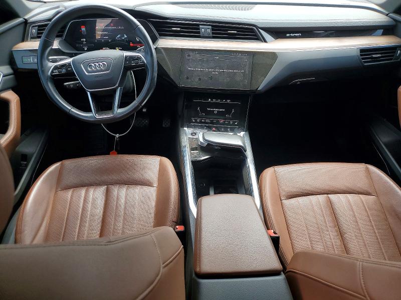 65362946 :رقم المزاد ، WA12AAGE2NB037229 vin ، 2022 Audi E-tron مزاد بيع