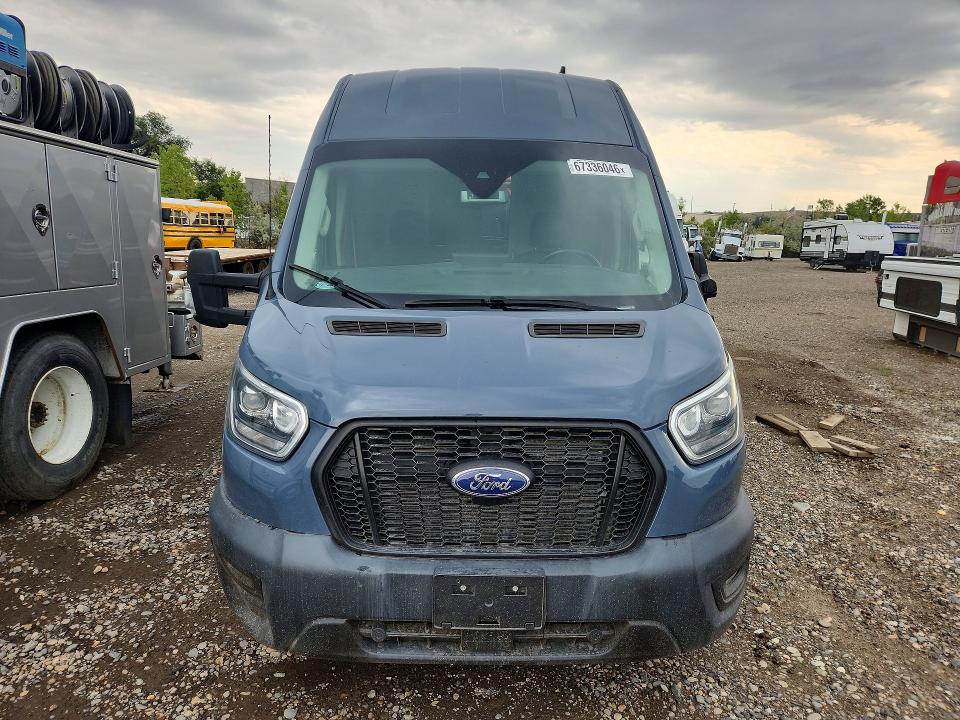 67336046 :رقم المزاد ، 1FTBR3U81NKA61319 vin ، 2022 Ford Transit مزاد بيع