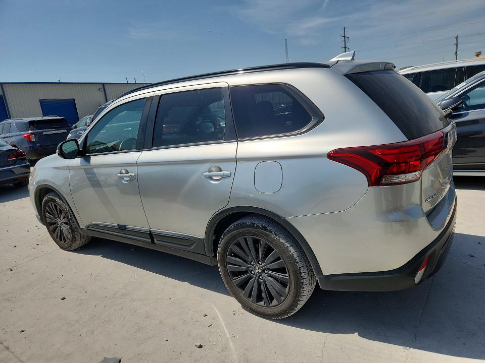 Продажа на аукционе авто 2020 Mitsubishi Outlander, vin: JA4AD3A34LZ030342, номер лота: 64016986