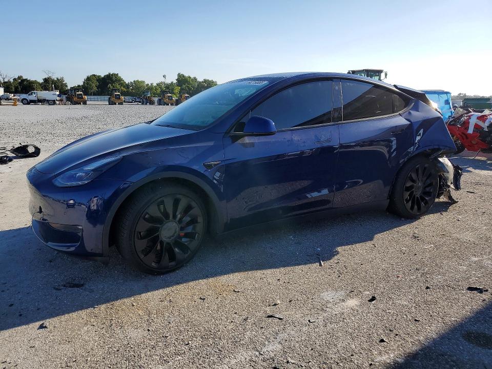 64219866 :رقم المزاد ، 7SAYGDEF7NF516001 vin ، 2022 Tesla Model Y مزاد بيع