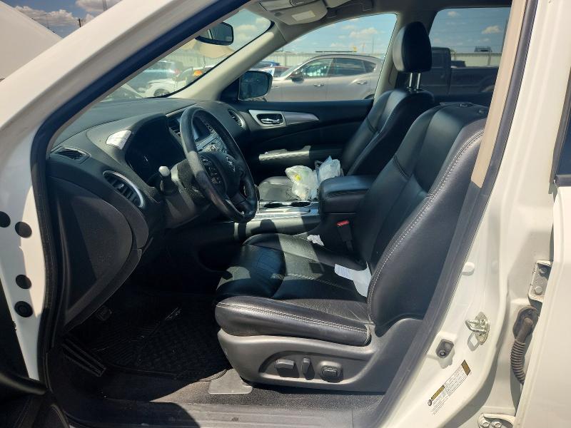 64585826 :رقم المزاد ، 5N1DR2CN2LC579968 vin ، 2020 Nissan Pathfinder مزاد بيع
