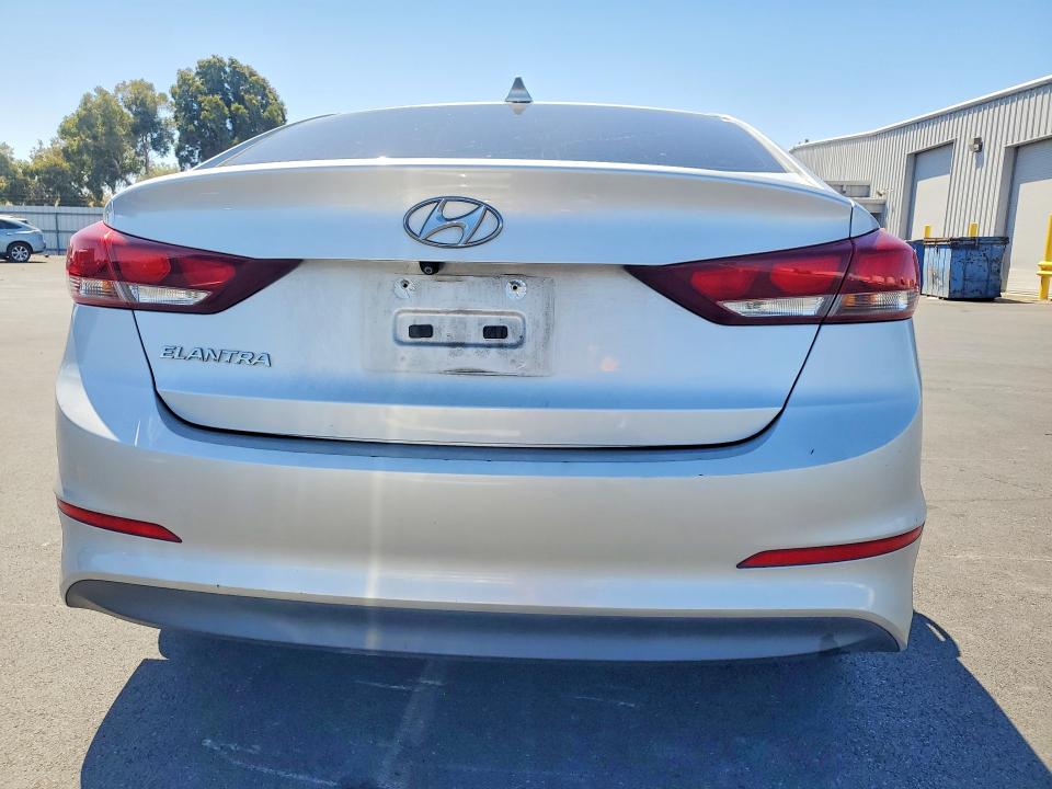 Aukcja sprzedaży 2018 Hyundai Elantra, vin: 5NPD84LF0JH220275, numer aukcji: 63260456