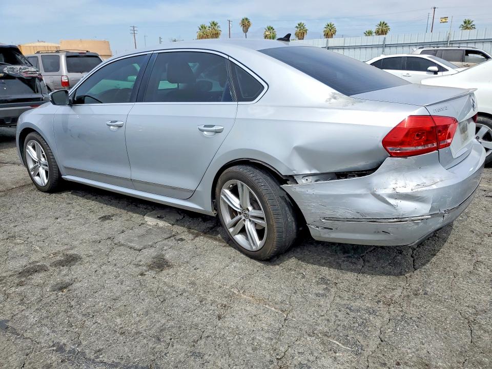 2015 Volkswagen Passat 4d 2wd მანქანა იყიდება აუქციონზე, vin: 1VWCV7A39FC063327, აუქციონის ნომერი: 65022256