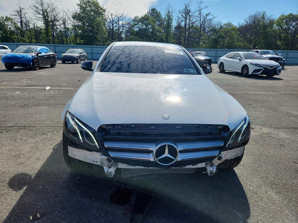 2017 Mercedes-benz E მანქანა იყიდება აუქციონზე, vin: WDDZF4KB9HA052248, აუქციონის ნომერი: 63209026