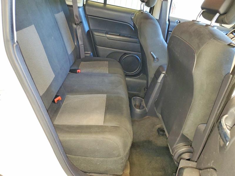 63834176 :رقم المزاد ، 1C4NJRBB4GD650779 vin ، 2016 Jeep Patriot مزاد بيع