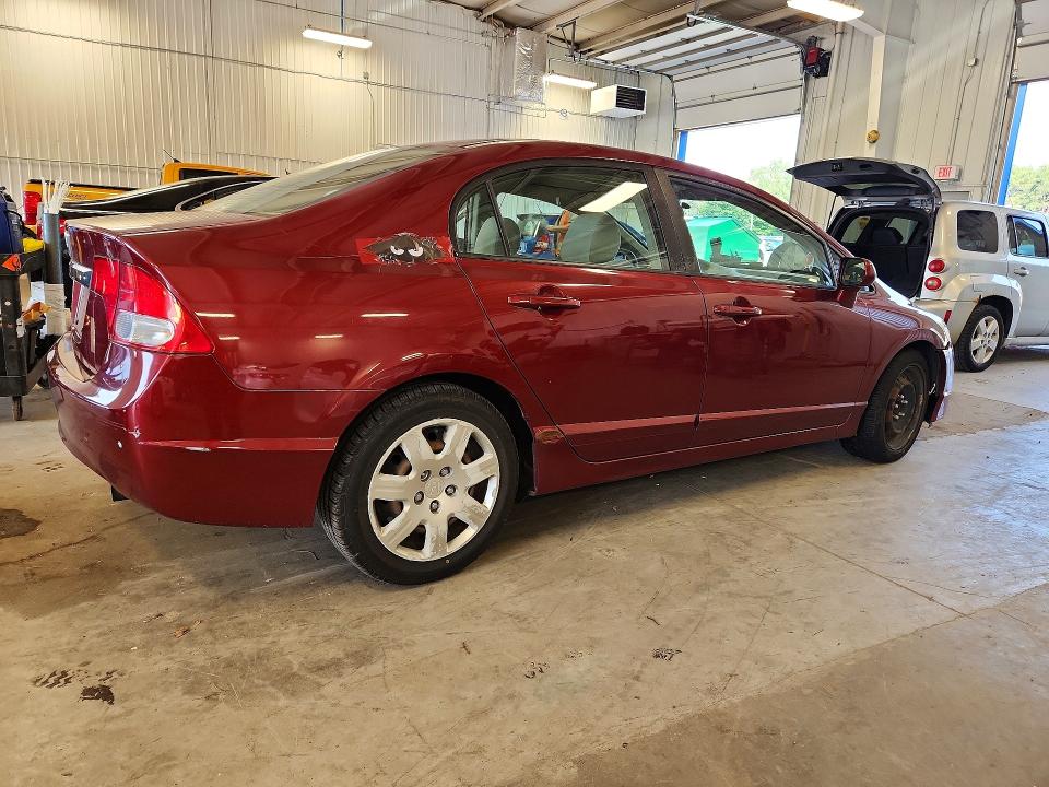 63650356 :رقم المزاد ، 19XFA1F58AE043882 vin ، 2010 Honda Civic مزاد بيع