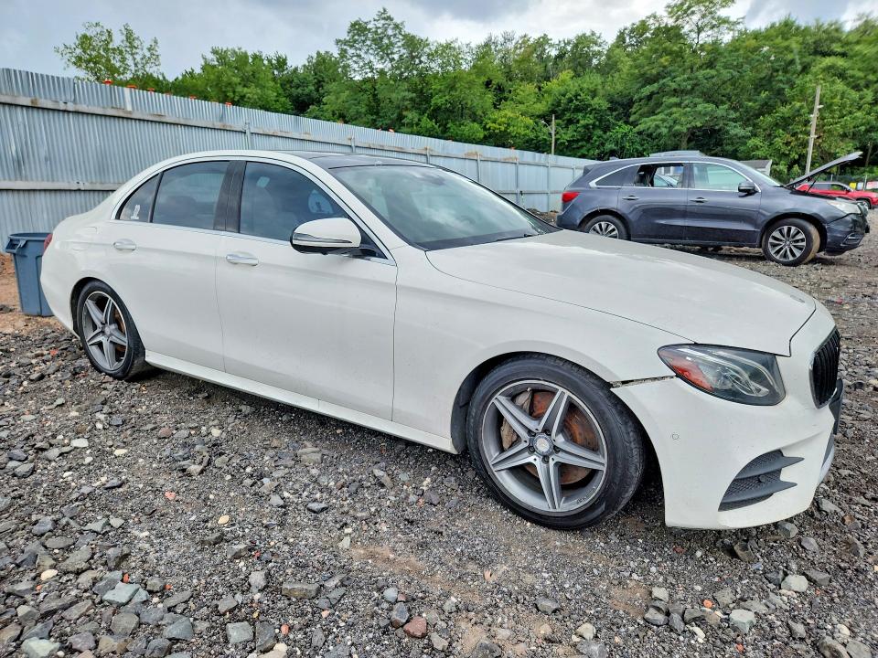 Продаж на аукціоні авто 2019 Mercedes-benz E, vin: WDDZF4KBXKA627982, номер лоту: 63610646