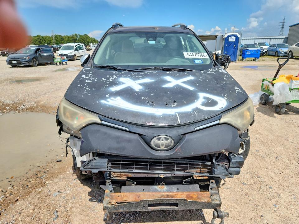 Продажа на аукционе авто 2017 Toyota Rav4, vin: 2T3RFREV3HW613770, номер лота: 64479966