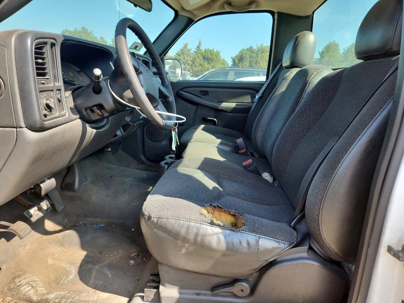 66372226 :رقم المزاد ، 1GCHC24U44E262311 vin ، 2004 Chevrolet Silverado مزاد بيع