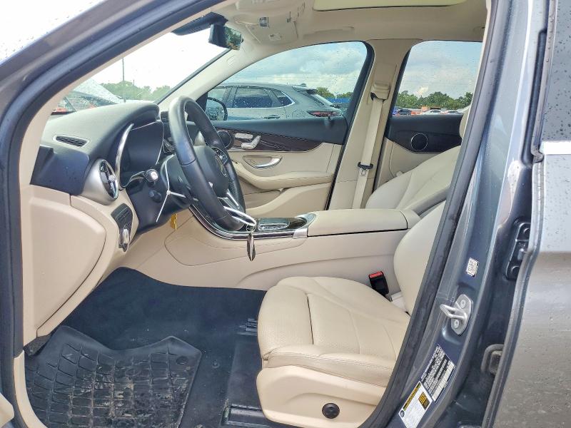 64320586 :رقم المزاد ، W1N0G8DB8MV265014 vin ، 2021 Mercedes-benz Glc مزاد بيع