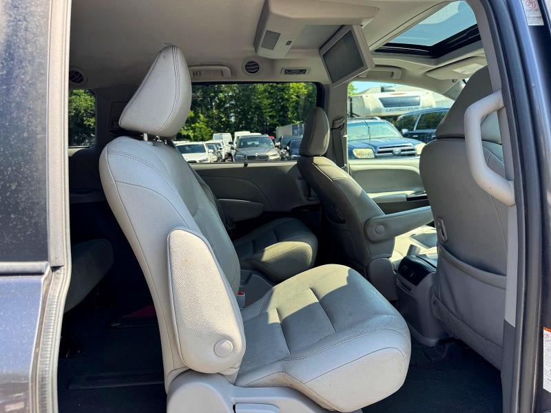 2019 Toyota Sienna მანქანა იყიდება აუქციონზე, vin: 5TDDZ3DC5KS220439, აუქციონის ნომერი: 64675976