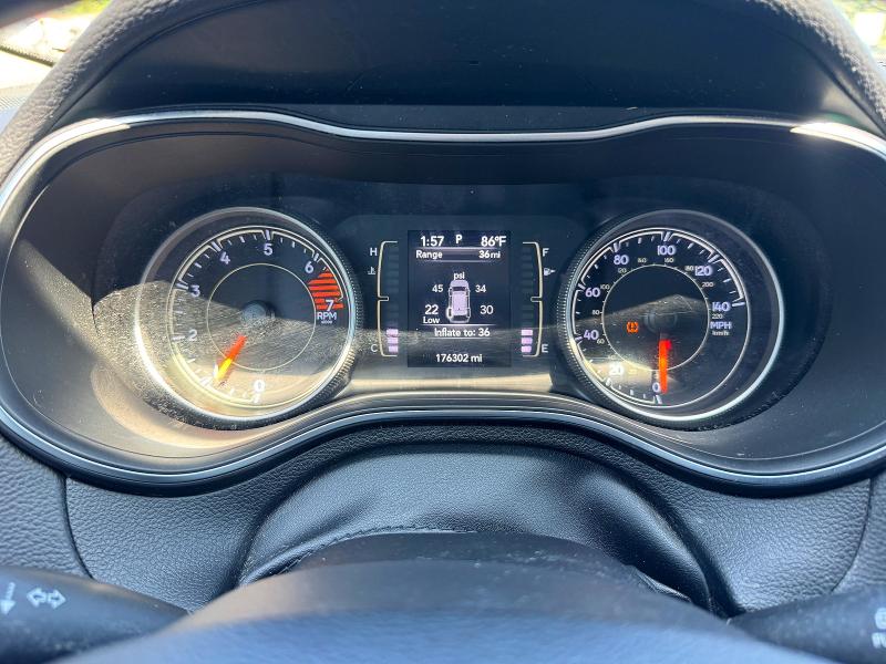 2019 Jeep Cherokee მანქანა იყიდება აუქციონზე, vin: 1C4PJMLB9KD182017, აუქციონის ნომერი: 64132986