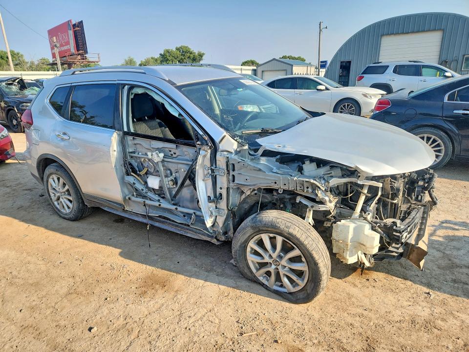Продаж на аукціоні авто 2018 Nissan Rogue, vin: KNMAT2MT3JP593440, номер лоту: 63502156