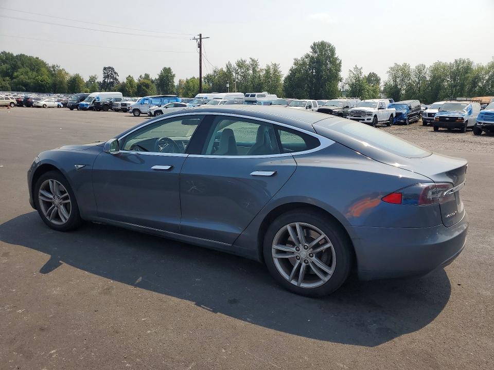 Продаж на аукціоні авто 2013 Tesla Model S, vin: 5YJSA1CN6DFP18324, номер лоту: 64972036